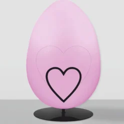 Casa Padrino XXL Deko Osterei mit Ständer Rosa / Schwarz H. 160 cm - Oster Dekoaration