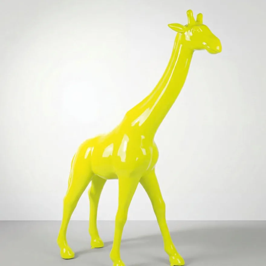 Casa Padrino XXL Deko Skulptur Giraffe Neongelb H. 230 cm - Riesige Garten Deko Figur