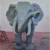 Casa Padrino XXL Deko Skulptur Elefant Grau 410 cm - Riesige Garten Deko Figur