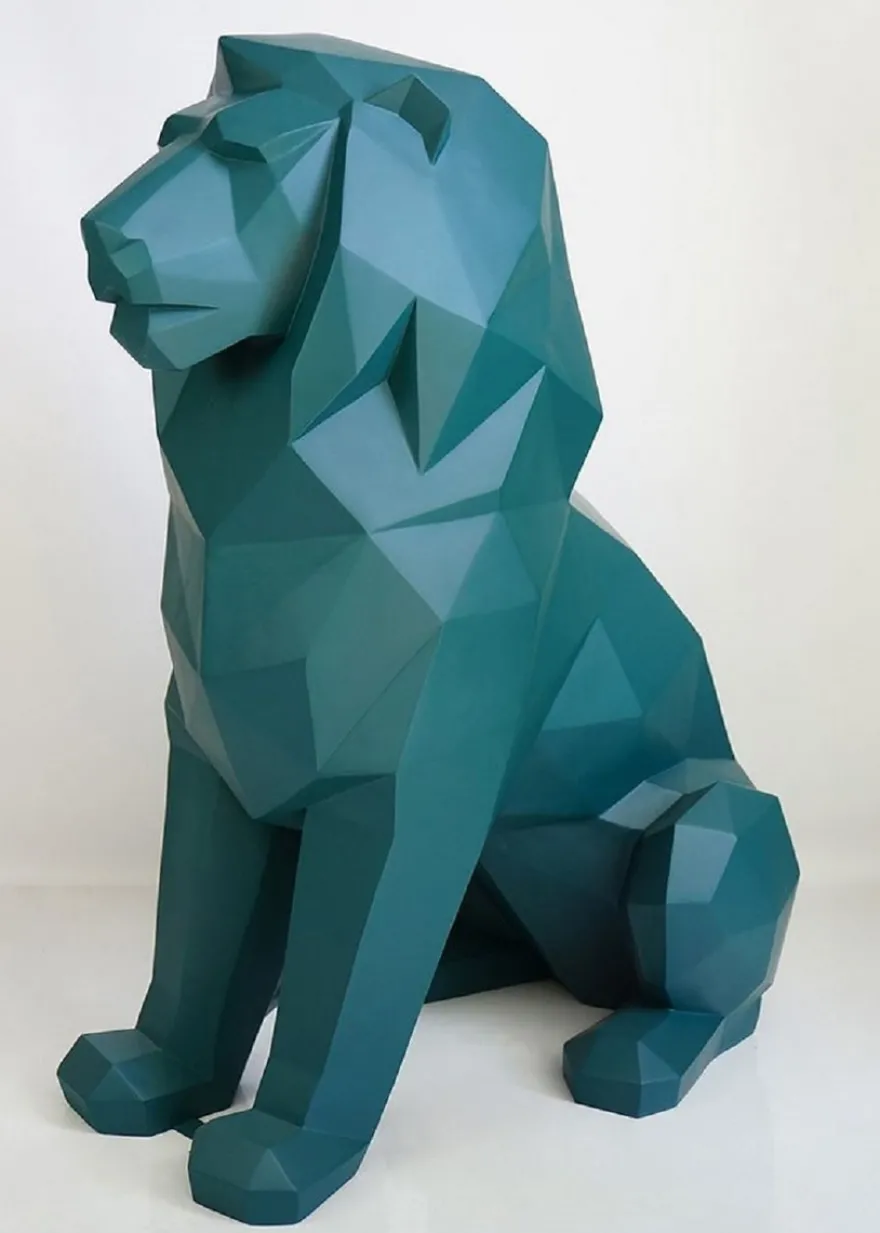 Casa Padrino XXL Deko Skulptur Löwe Grün H. 135 cm - Abstrakte Garten Deko Figur