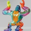 Casa Padrino XXL Deko Skulptur Gorilla mit Fass Bunt / Schwarz H. 250 cm - Riesige Garten Figur