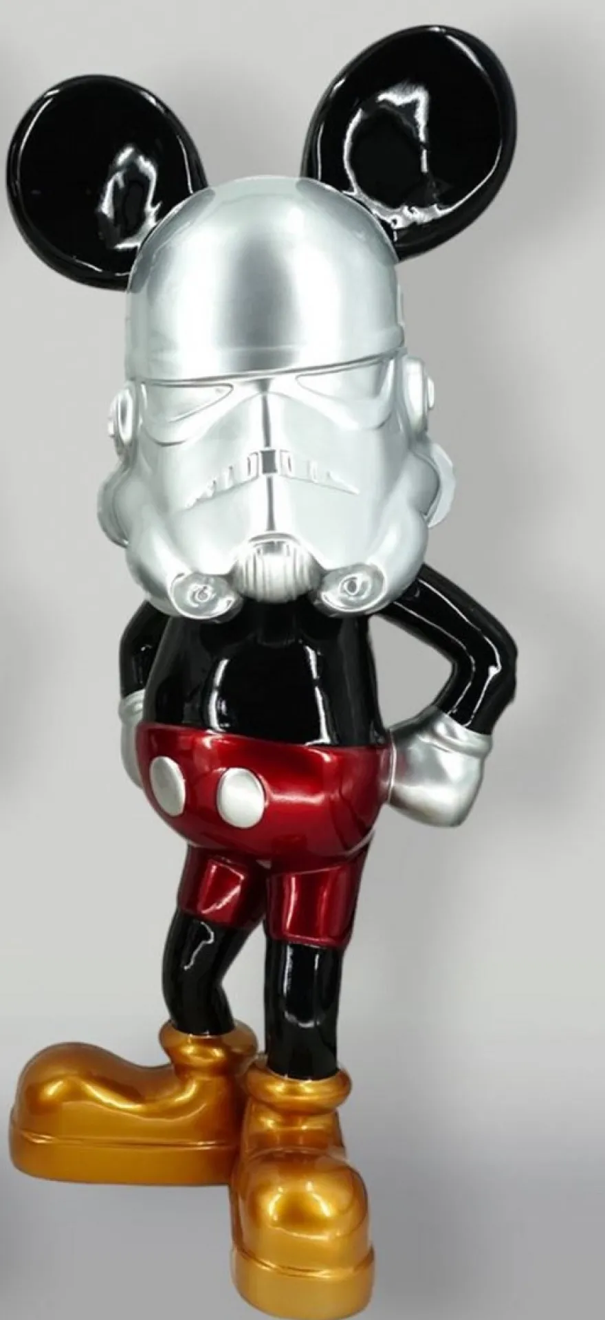 Casa Padrino XXL Deko Skulptur Schwarz / Silber / Rot / Gold H. 120 cm - Wohnzimmer & Garten Deko