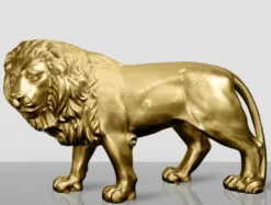 Casa Padrino XXL Deko Skulptur Löwe Gold 185 cm - Lebensgroße Garten Deko Figur