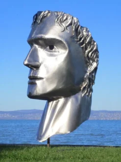 Casa Padrino XXL Edelstahl Garten Deko Skulptur Kopf Silber H. 213 cm