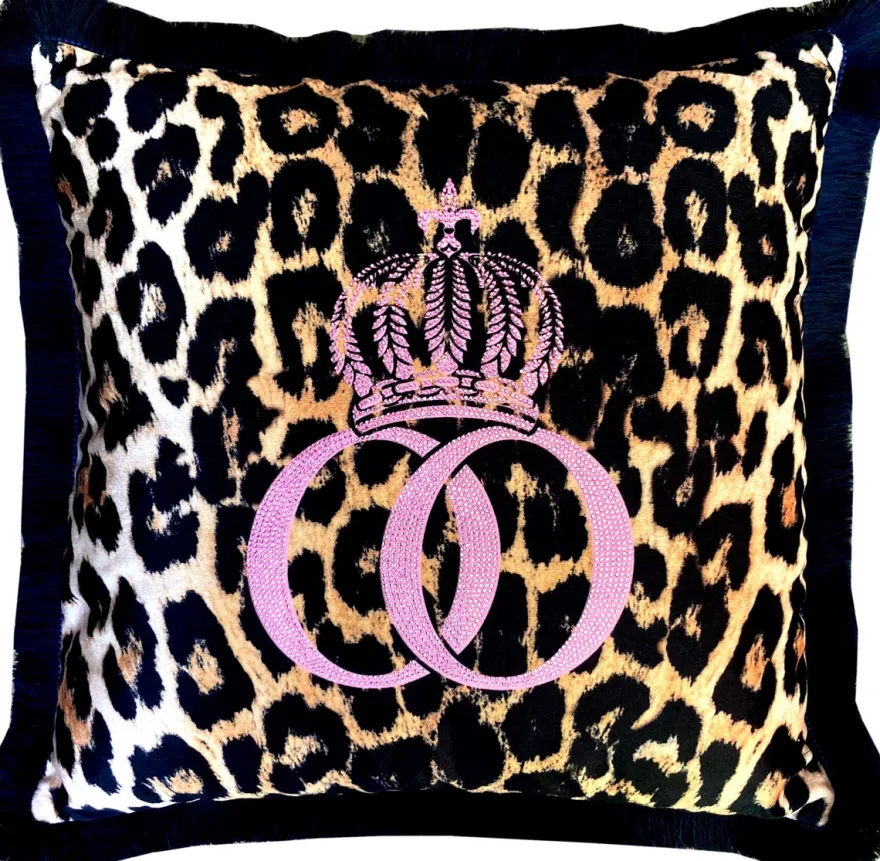 Harald Glööckler Luxus Deko Kissen Pompöös by Casa Padrino Leopard / Pink mit Strass Steinen Leo - Feinster Samtstoff - Glööckler Kissen