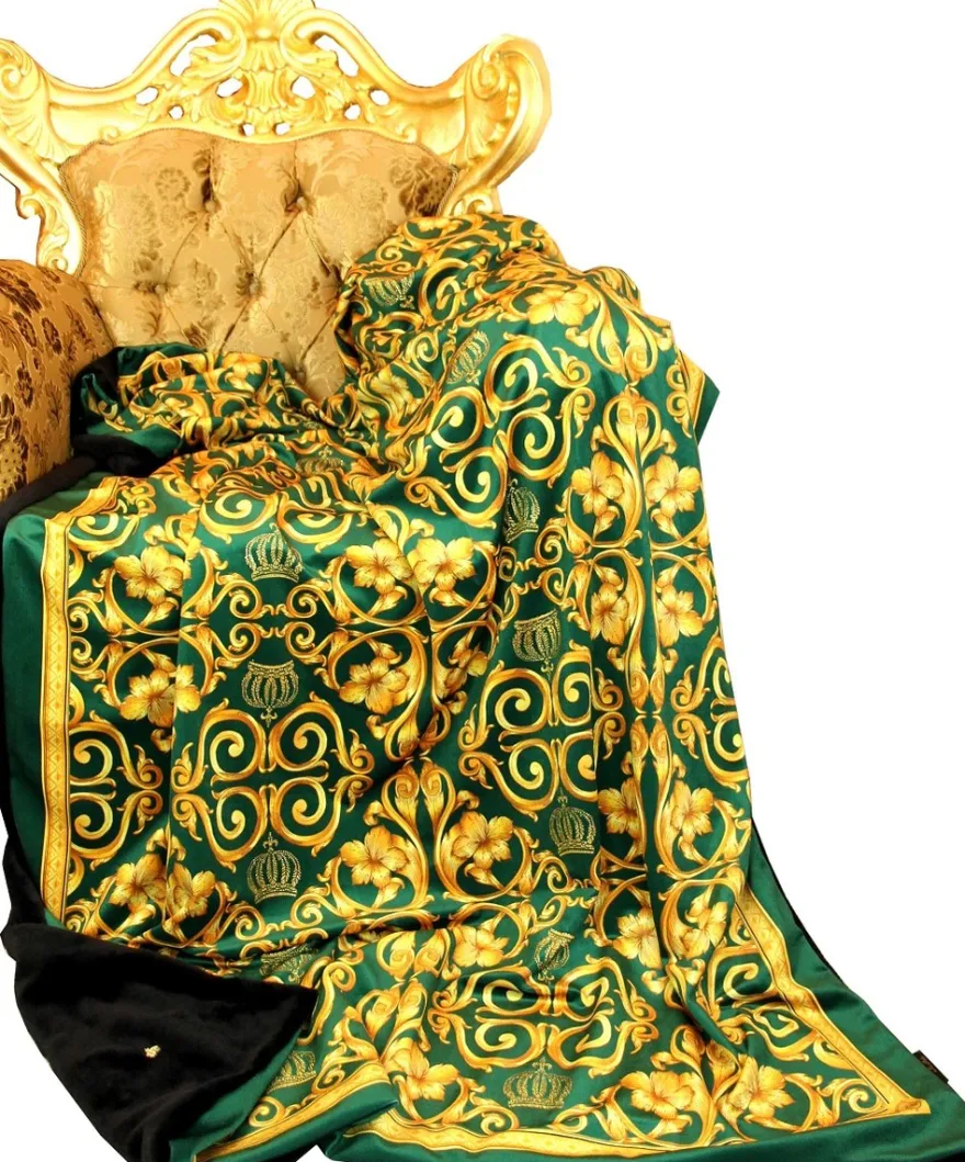 Luxus Wohndecke Pompöös by Casa Padrino Barock Grün / Gold von Harald Glööckler mit Glitzersteinen