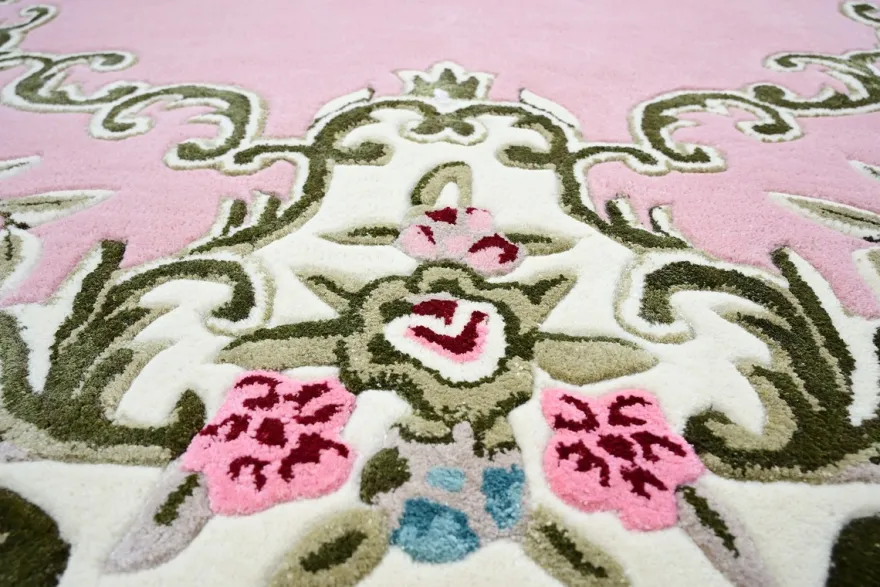 Pompöös by Casa Padrino Luxus Barock Teppich Krone von Harald Glööckler Rosa 200 x 300 cm