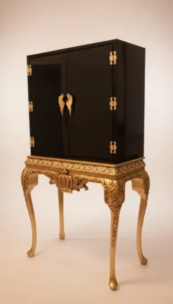 Pompöös by Casa Padrino Luxus Barock Barschrank Schwarz / Gold - Pompööser Barock Weinschrank designed by Harald Glööckler - Barock Bar Möbel - Edel & Prunkvoll