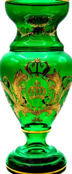 Pompöös by Casa Padrino Luxus Pokal Vase mit 24 Karat Vergoldung Grün / Gold Ø 14 x H. 30,5 cm - Pompööse Blumenvase designed by Harald Glööckler